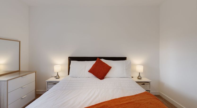 Photo of Kingfisher Lodge, Redlake Farm, Somerton