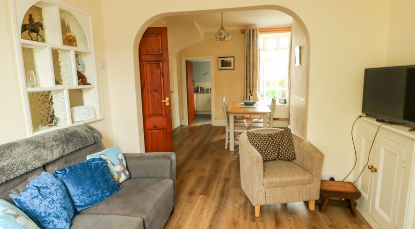 Photo of 1 Castle Row