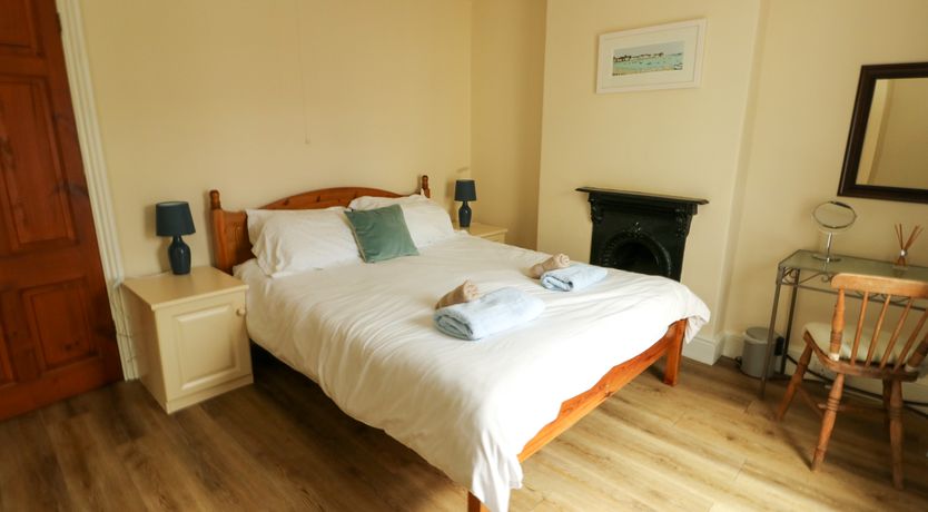 Photo of 1 Castle Row