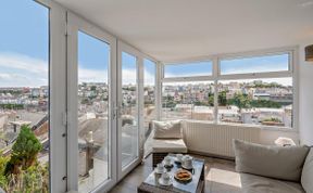 Photo of 3 Bed in Brixham