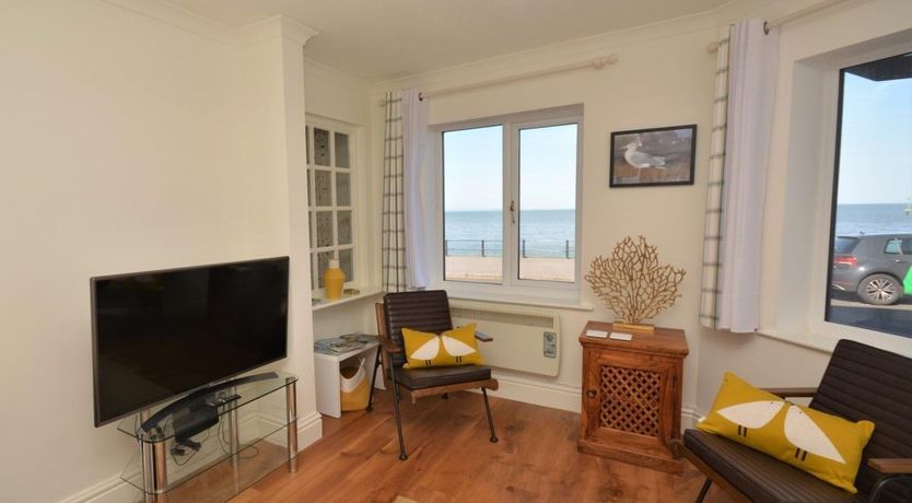 Photo of 2 Bed in Minehead