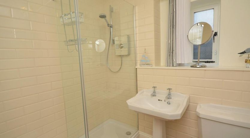 Photo of 2 Bed in Minehead