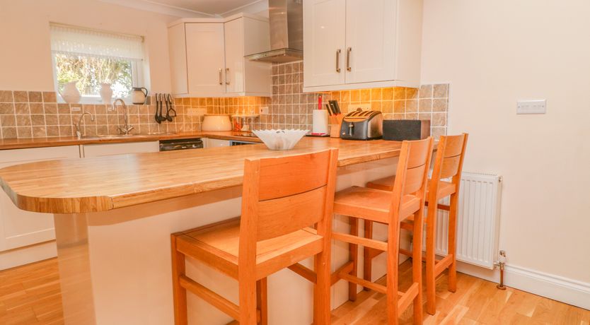 Photo of 2 Riverside Cottages