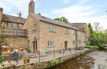 River Cottage Hayfield Holiday Cottage