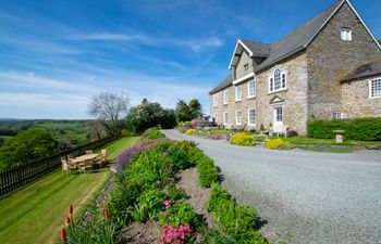 Trefnant Hall Holiday Cottage