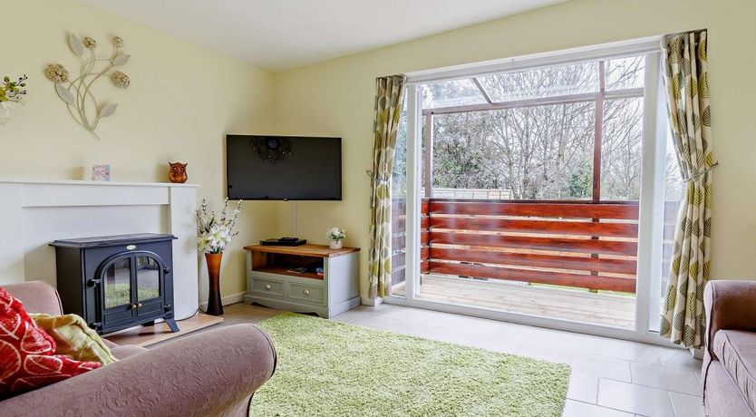 Photo of 2 Bed in St Day