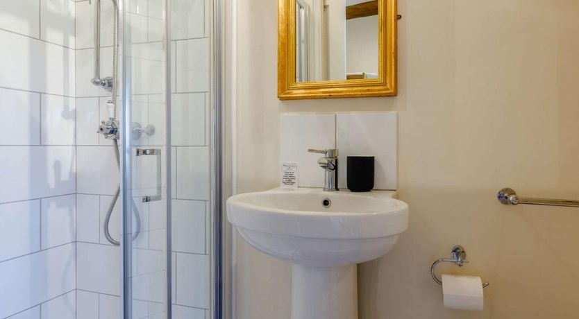 Photo of 2 Bed in Ashreigney