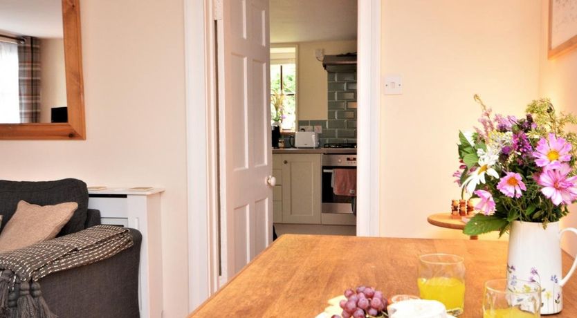 Photo of 2 Bed in Whiddon Down