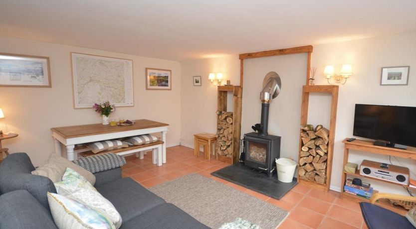 Photo of 2 Bed in Whiddon Down