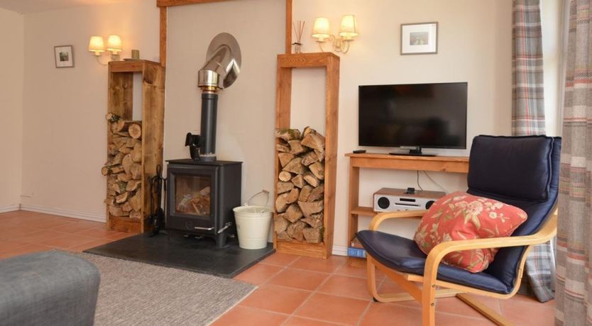 Photo of 2 Bed in Whiddon Down