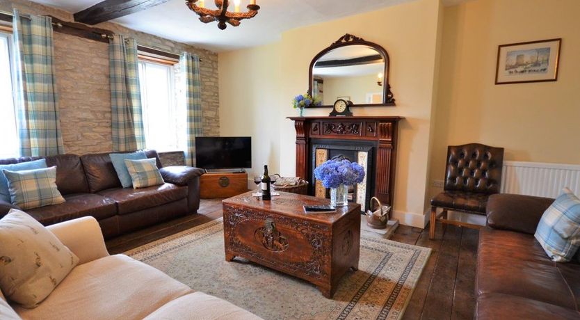 Photo of 9 Bed in Painscastle