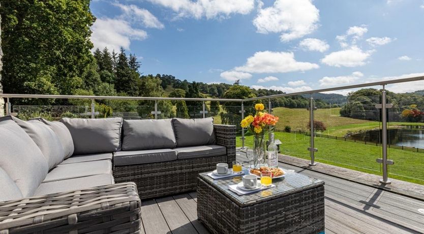 Photo of 12 Bed in Llandderfel