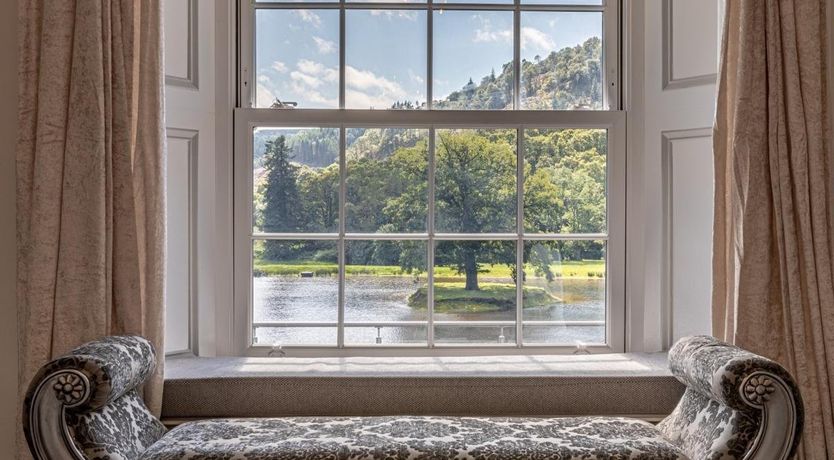 Photo of 12 Bed in Llandderfel