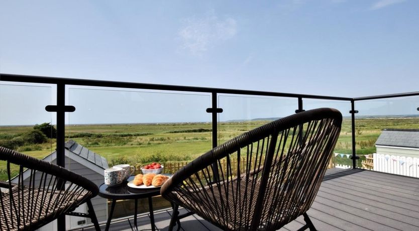 Photo of 4 Bed in Northam