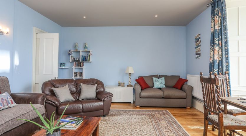 Photo of Gadlys House - Waters Edge