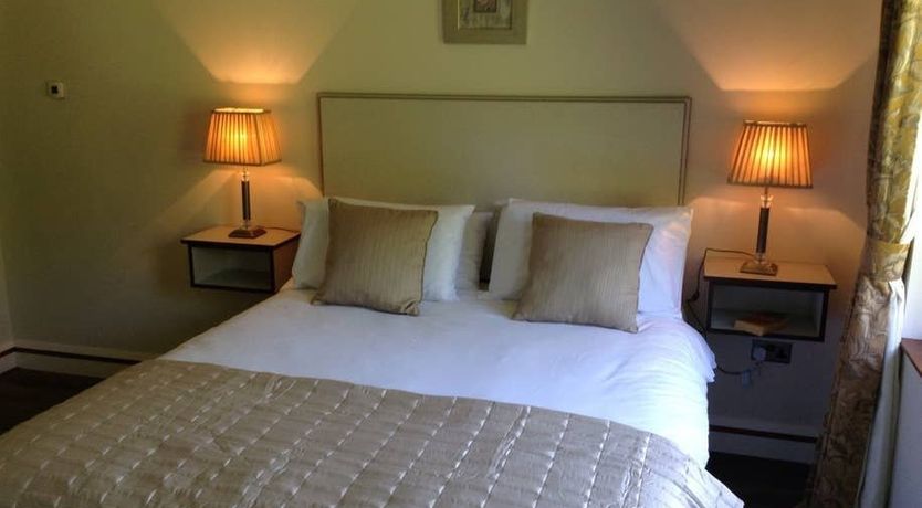 Photo of Luxury River Lodge