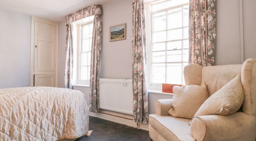 Photo of 7 Glendower Street