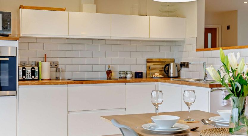 Photo of 2 Bed in Whitnage