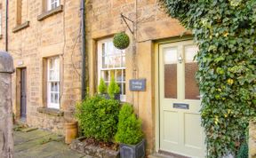 Photo of Cottage in Derbyshire