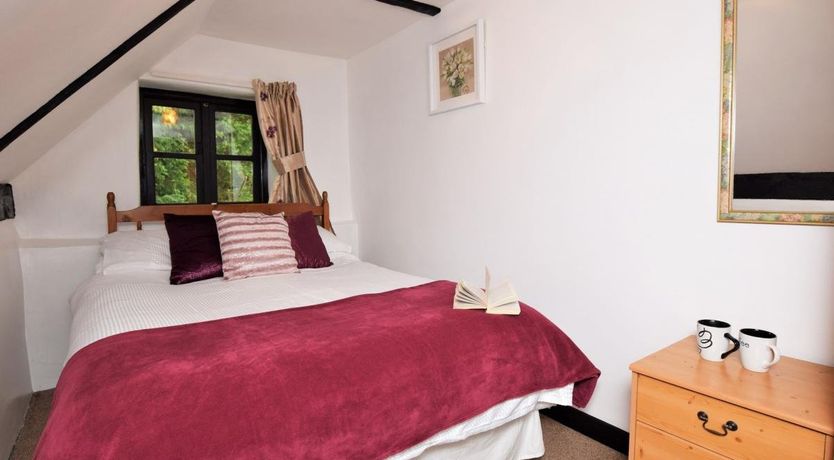 Photo of 2 Bed in Kilve