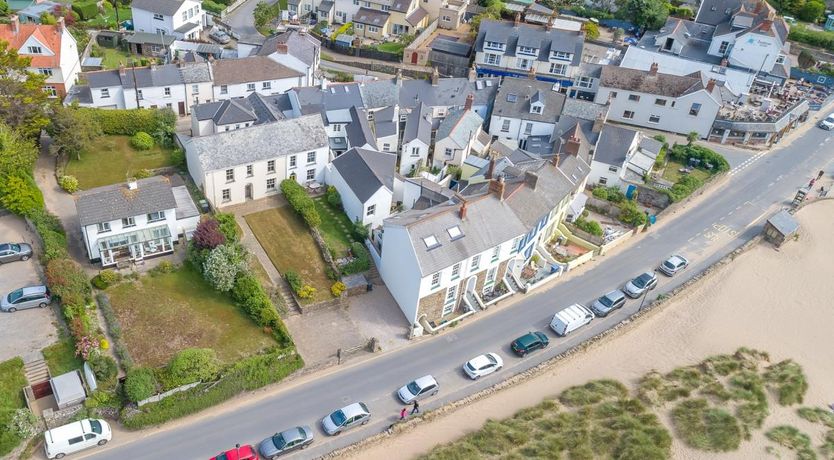 Photo of 4 Bed in Instow