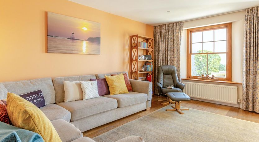 Photo of 4 Bed in Bideford