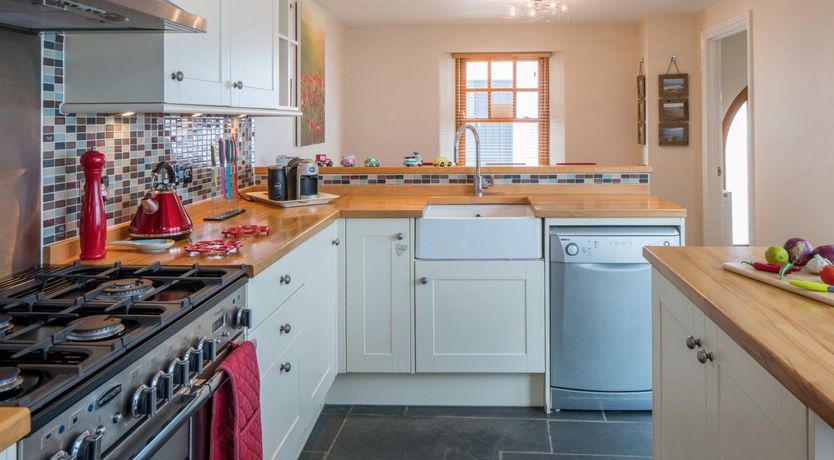 Photo of 4 Bed in Bideford