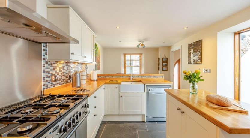 Photo of 4 Bed in Bideford