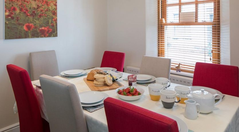 Photo of 4 Bed in Instow