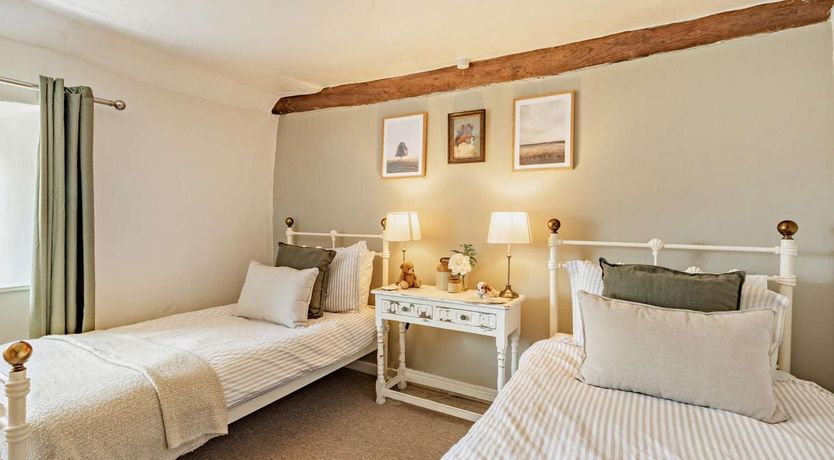 Photo of 2 Bed in Edington