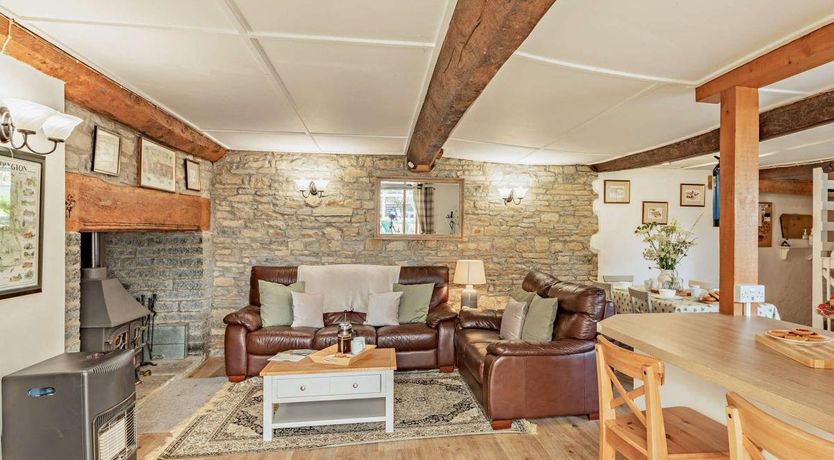 Photo of 2 Bed in Edington