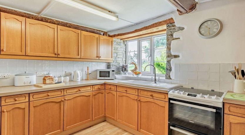 Photo of 2 Bed in Edington