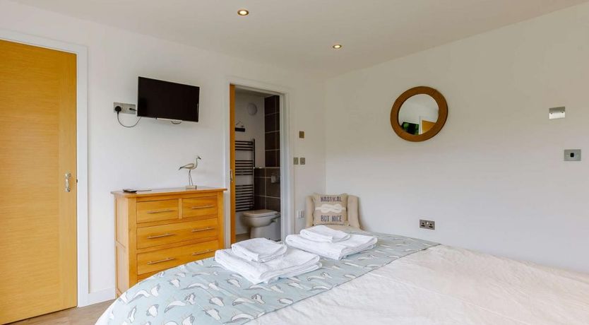 Photo of 3 Bed in Northam