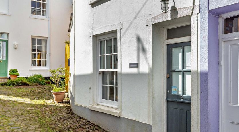 Photo of 2 Bed in Appledore