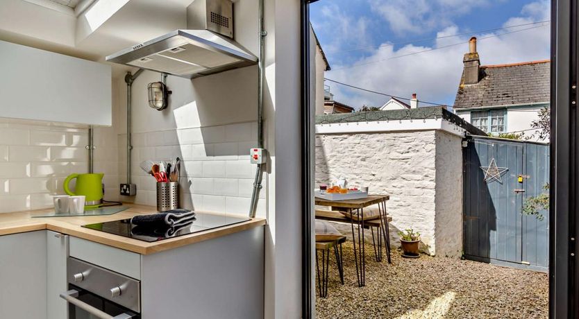 Photo of 2 Bed in Appledore