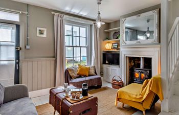 2 Bed in Appledore Holiday Cottage
