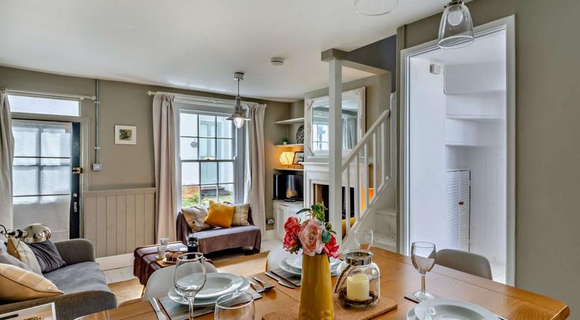 Photo of 2 Bed in Appledore