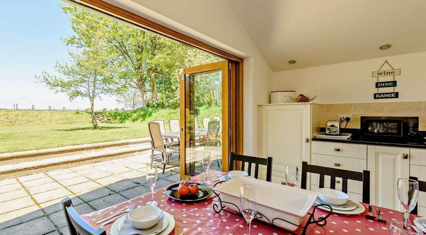 Photo of 6 Bed in Buckland Brewer