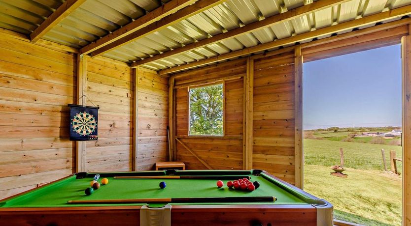 Photo of 6 Bed in Buckland Brewer