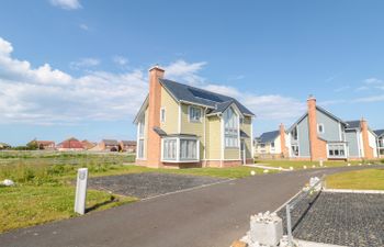 Waterside Holiday Cottage