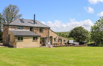 Sunbury Barn Holiday Cottage