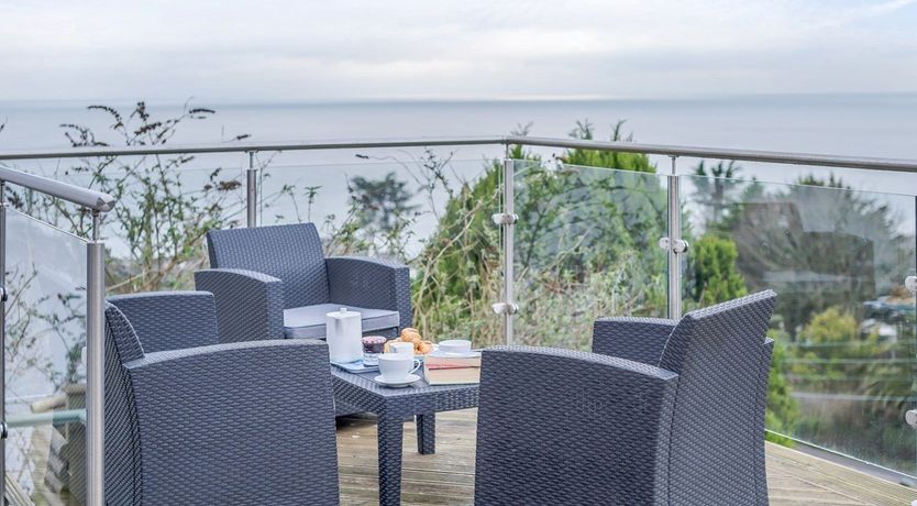 Photo of 2 Bed in Downderry