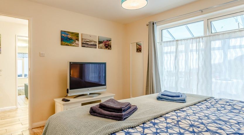 Photo of 2 Bed in Downderry