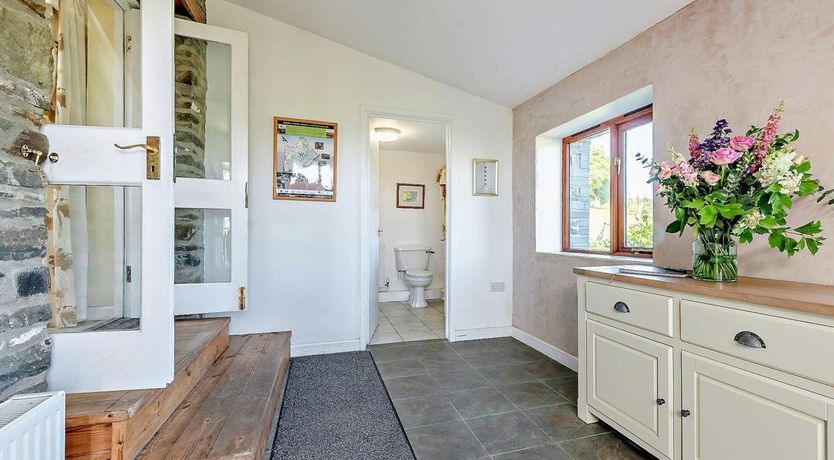 Photo of 2 Bed in Gwernogle