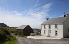 Photo of ocean-mist-traditional-irish-home