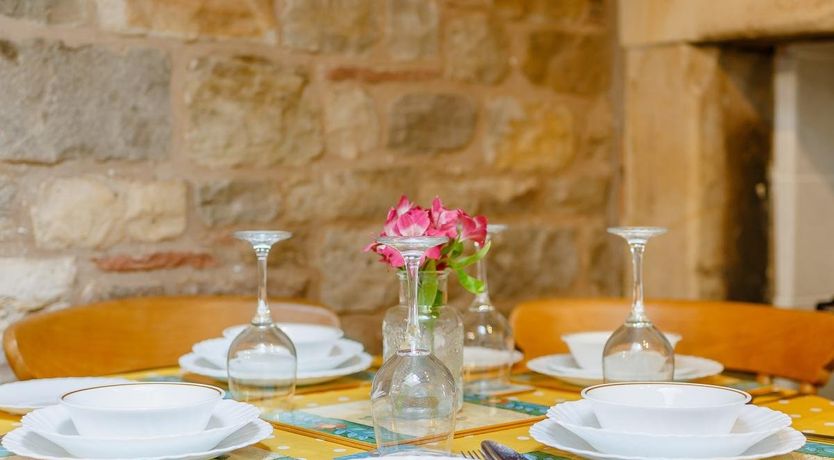 Photo of 2 Bed in Low Row