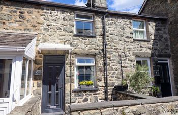6 Smithfield Lane Holiday Cottage