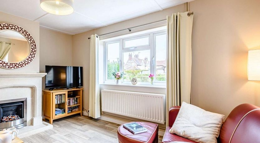 Photo of 2 Bed in Holt