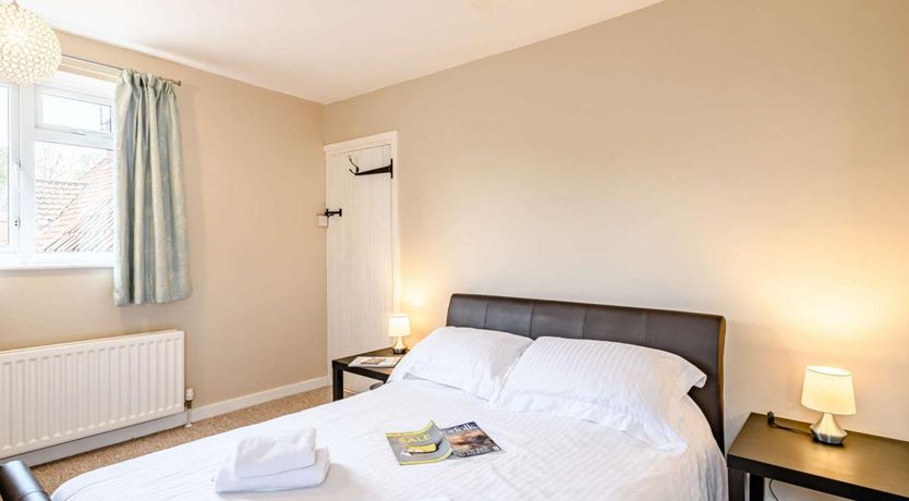 Photo of 2 Bed in Holt