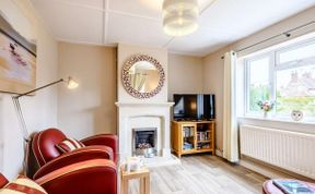 Photo of in Holt (73518)